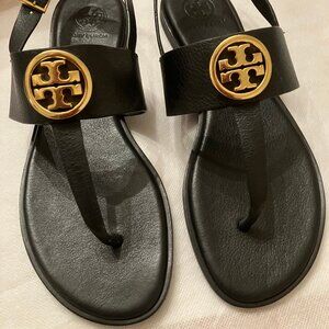 tory burch Benton 2 Flat Thong Sandal Black/Rolled Brass 7.5